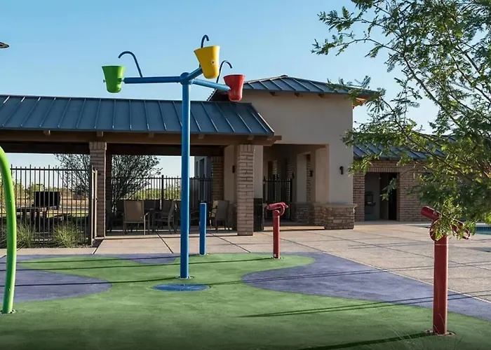 Spacious 3br - Pool, Playground, Ev Station L2, Near Freeway, Free Parking Holiday home Tucson